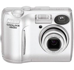 Nikon Coolpix 4600 camera
