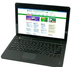 LENOVO IdeaPad S205 laptop