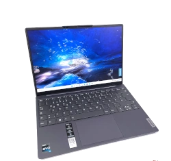 Lenovo Slim 7i Carbon 13” Intel Core i7 12th Gen laptop