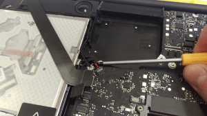 MacBook Pro A1278 Disassembly Guide Step 15