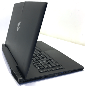 Aorus X7 V6 Laptop Left Side