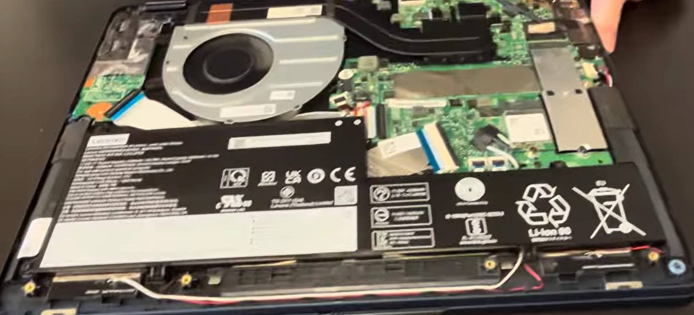 lenovo-ideapad-flex-5-14abr8-complete-teardown-upgrade-ssd-more-sell-old-laptop-or-get-cash-for-laptops-near-me