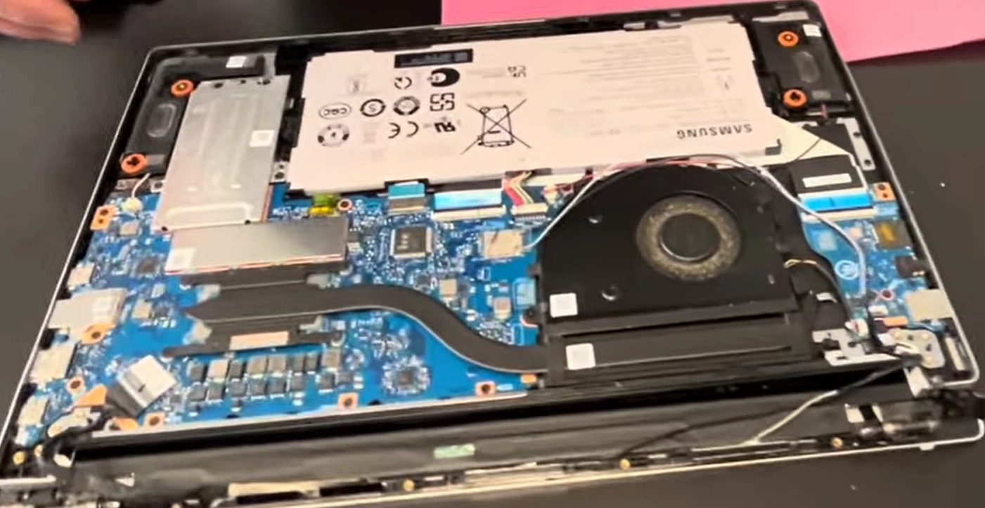 samsung-galaxy-np754xfg-lcd-screen-back-cover-repair-replacement-diy-fix-to-sell-my-laptop-fast