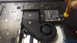 Apple iMacb PC disassembly instruction