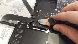 MacBook Pro A1278 Disassembly Guide Step 7