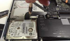 MacBook Pro A1278 Disassembly Guide Step 9