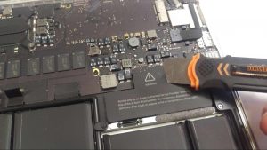 MacBook Pro A1502 Laptop Disassembly Instructions step 7