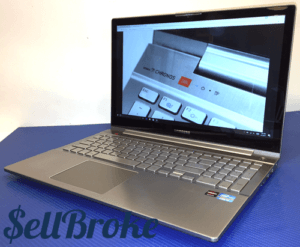 Samsung Series 7 Chronos Laptop Right Angle